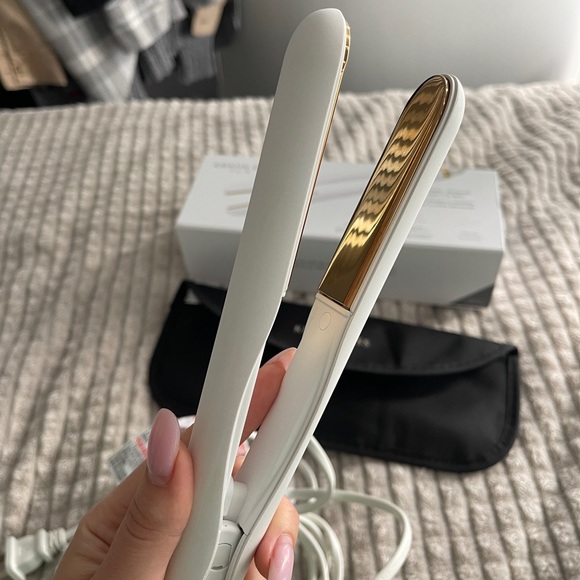 Kristina Ess mini flat Iron - Picture 3 of 6